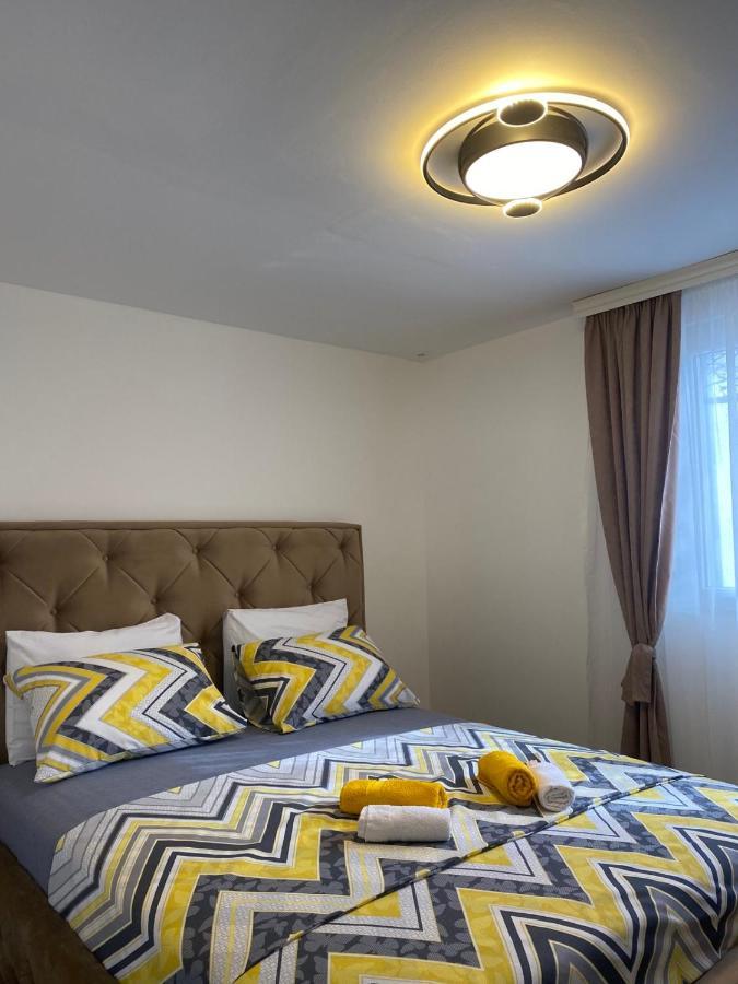 Vucinic Studio Apartment Cetinje Exterior foto